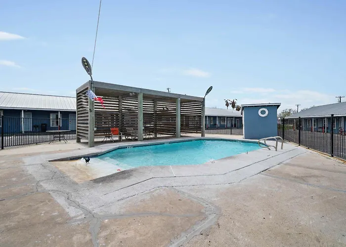 Oyo Hotel Rockport- Bay View