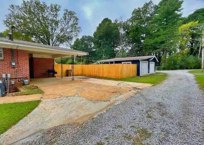 Decatur Home - Chic Comfort Family & Fun