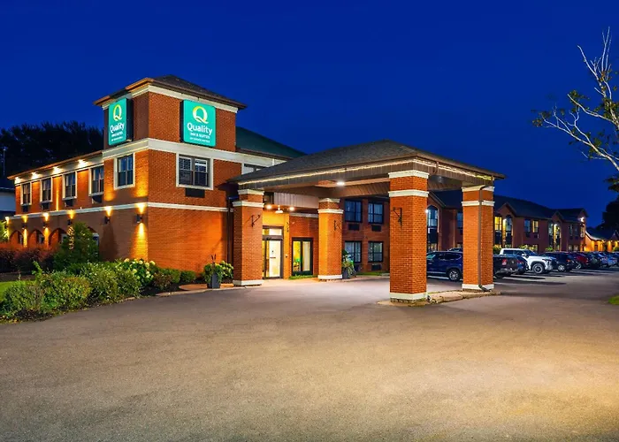 Quality Inn & Suites Garden Of The Gulf