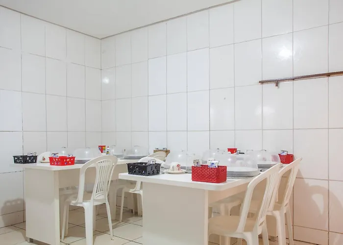 Oyo M&J Hotel