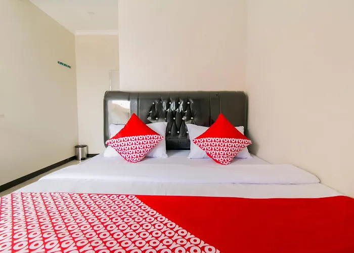 Hotel O Fakhira Residence