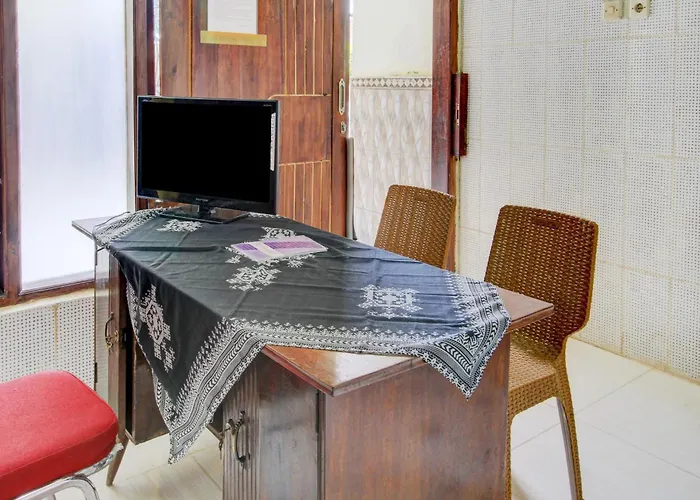 Hotel O Zeevanna Guest House Syariah