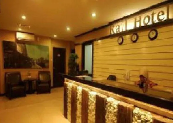 Capital O Rail Hotel