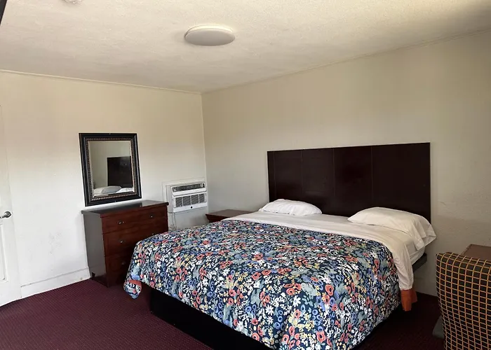 Budget Inn