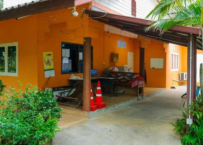 The Moon Resort Phetchaburi