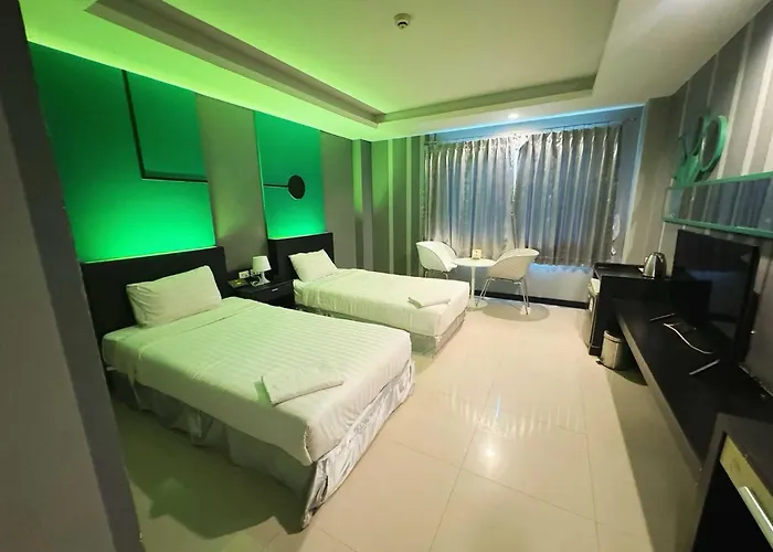 Capital O 75514 Vasidtee City Hotel