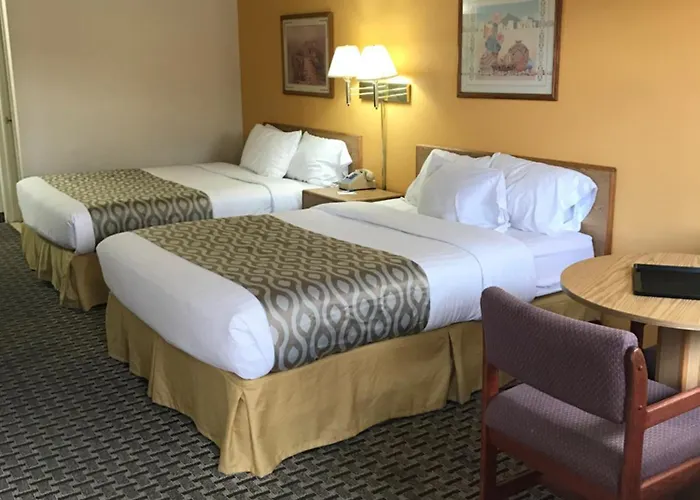 Vermilion Inn