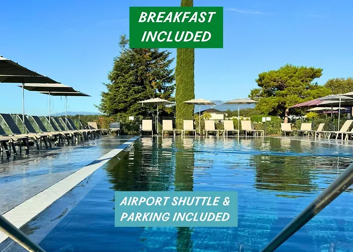 Everness Hotel Aquatique Parc