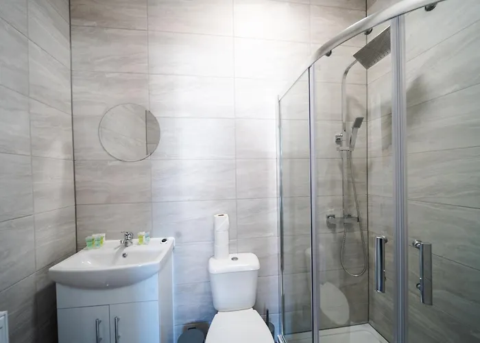 Open Mind Property - Cozy Flat With 2 Double Beds