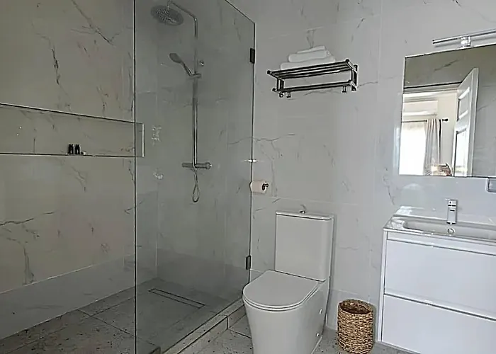 Hotel Hibiscus POG