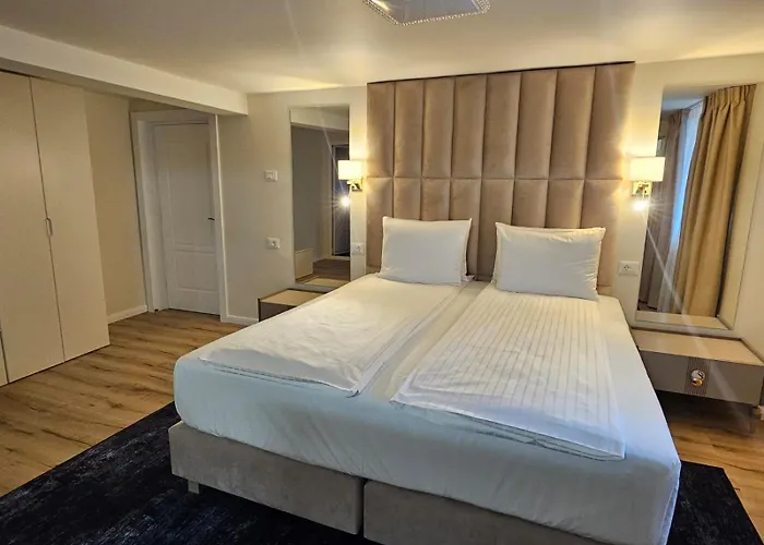 Hotel Queen