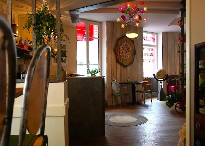 Ariane Hotel