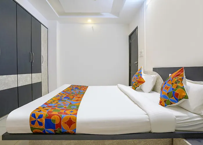 Fabhotel Shree Balaji Nx Banquets & Apartment