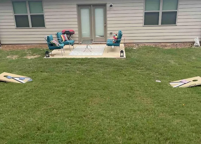 Pet Friendly, Free Breakfast, 3Bed 2Bath Covington Cozy Hideaway