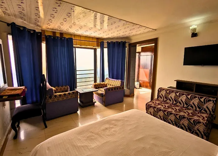 Grand Heights Hotel
