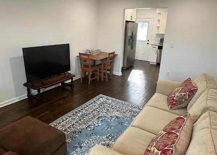 Renovated 2Br Dt Marietta Braves