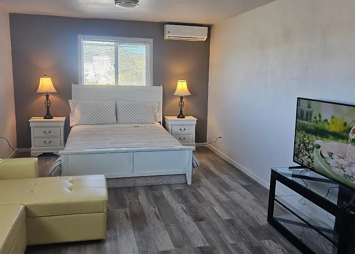 Sun Guesthouse B