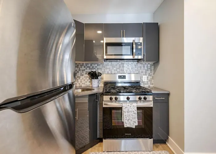 Lrg 2 Bedroom Apart In Blackrock