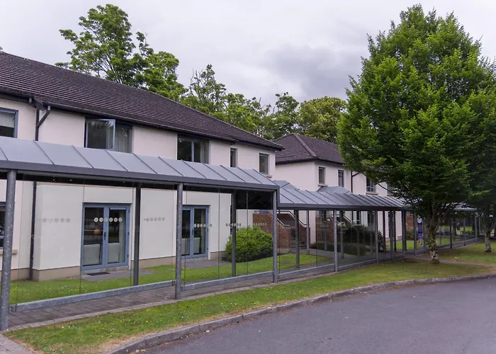 Shamrock Lodge Hotel