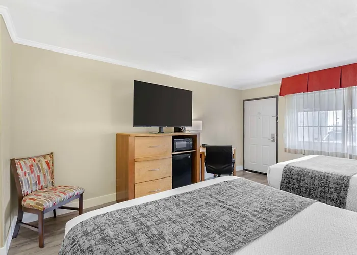 Best Western Plus Ontario Airport&Convention Center