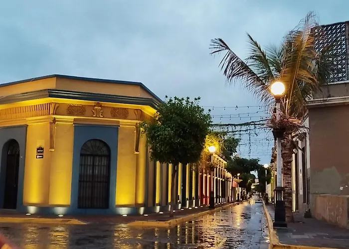 Hotel La Siesta Malecon