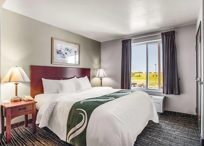 Quality Inn Parsons North