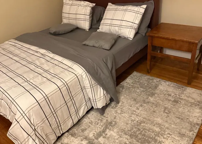 Gorgeous 3 Bedroom Lower Unit Home