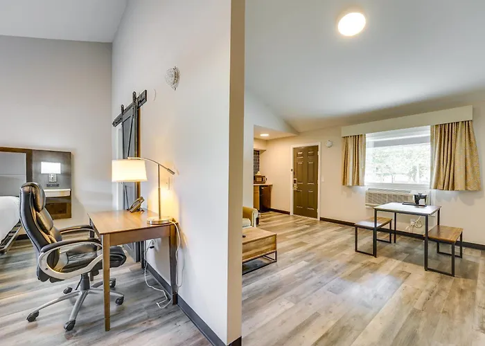 1 Mi To Riverfront: Walkable Port Huron Studio