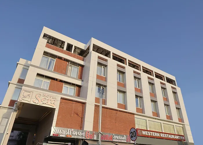 Hotel Sera, Vadodara