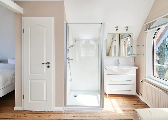 Villa Duenenblick Doppelzimmer Leuchtturm
