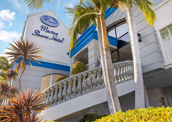 Best Western Plus Marina Shores Hotel