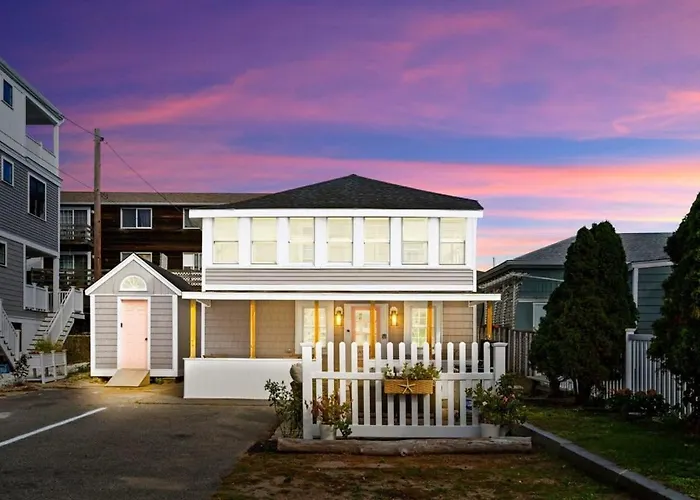 Addie Shack & Cammie Cabana Pet Friendly 10Pp