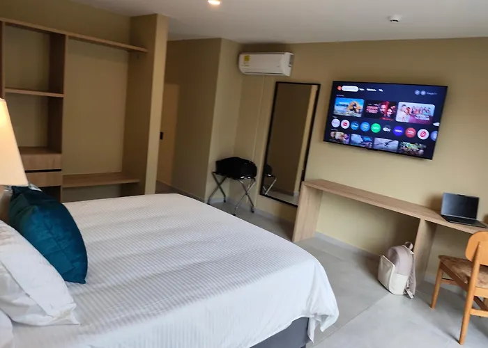 Hotel Hvd Inn Cabecera