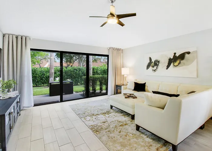 The Bougie Bungalow, Pga