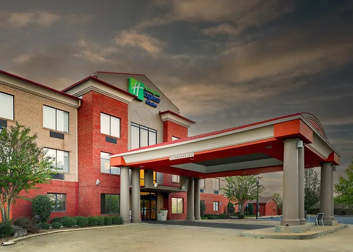 Holiday Inn Express Hotel & Suites- Gadsden By Ihg