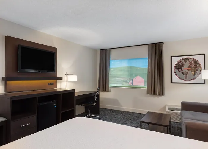Ramada By Wyndham Spokane Airport