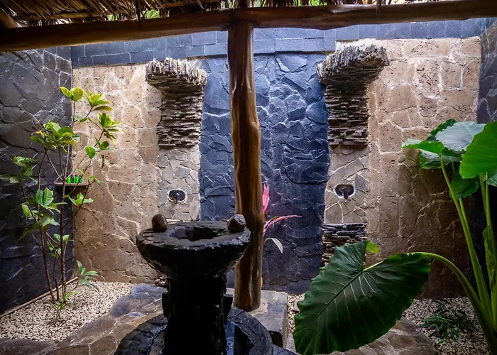 Ocho Artisan Bungalows (Adults Only)