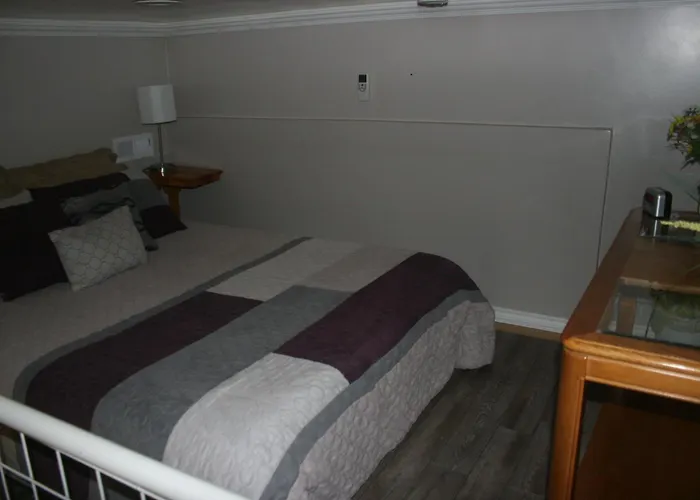 Laytons Loft