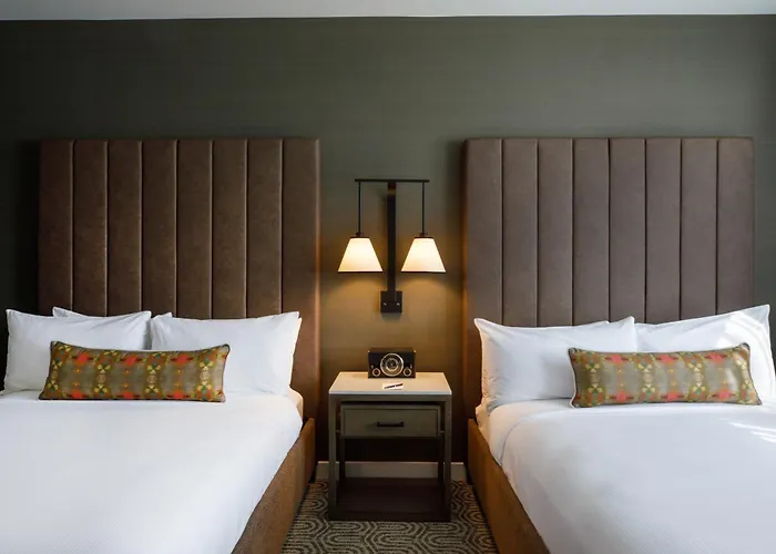 Hotel Vin, Grapevine, Autograph Collection