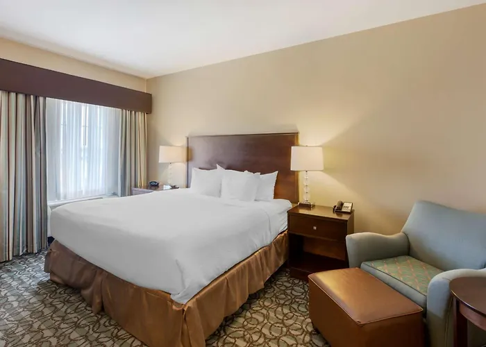Best Western Plus Walkerton Hotel & Conference Centre