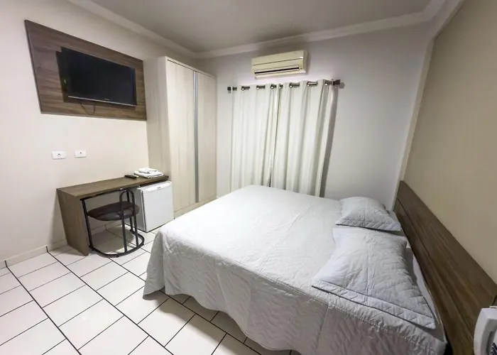 Hotel Parati Arapongas