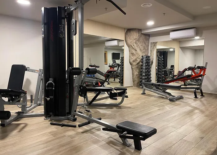 Diapori Suites Hotel