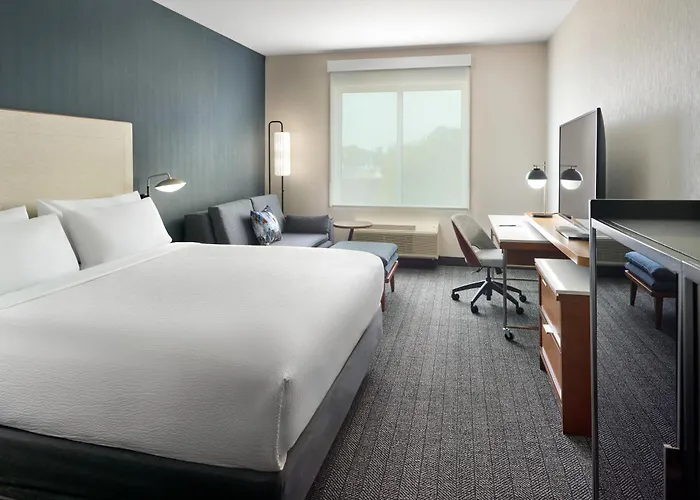 Courtyard By Marriott Atlanta Dunwoody
