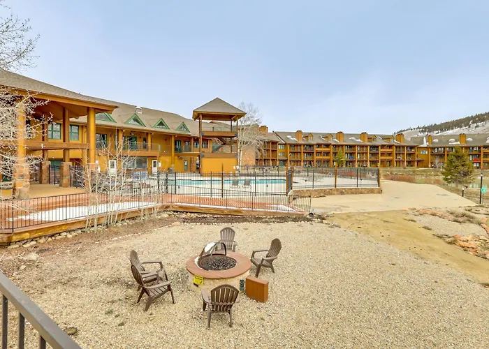 2 Mi To Granby Ranch: Mtn Condo W/ Hot Tub!