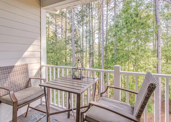 Resort Condo W/ Pool Access Near Barefoot Landing!