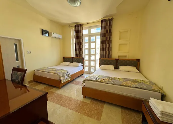 Ho Phong Hotel