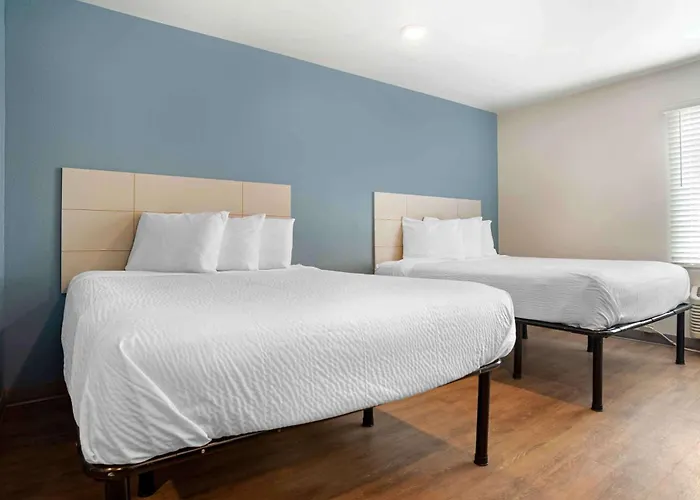 Woodspring Suites Springdale
