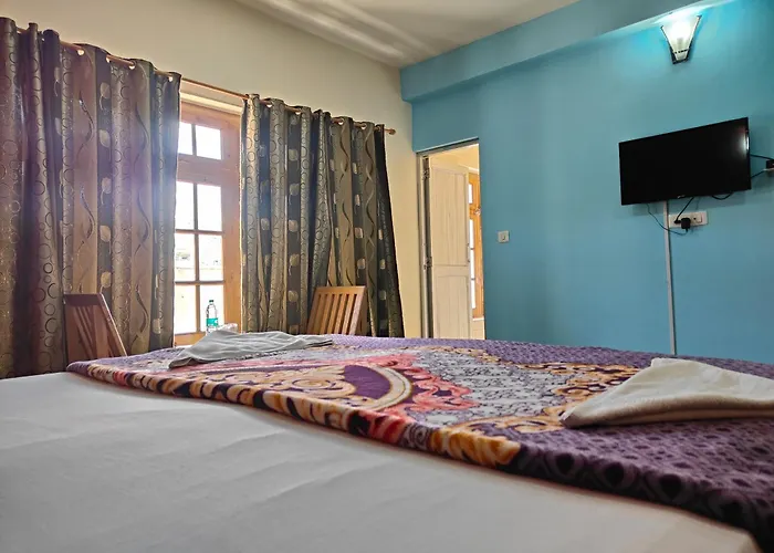 Tsaskan Hotel