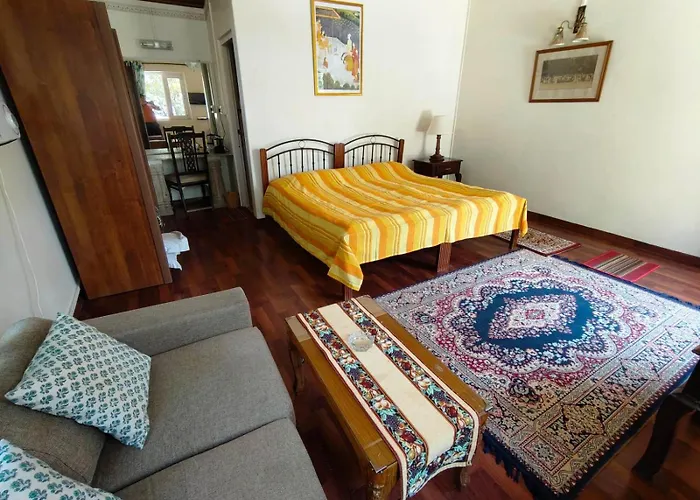 Clouds End Villa, A Heritage Home Stay, 10 Mins From Mcleodganj