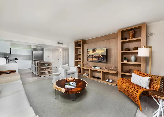 1 Hotel & Homes Private Luxury Suites